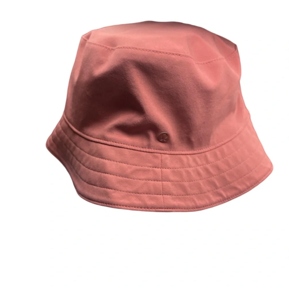 Lululemon Both Ways Reversible Bucket Hat Brier Pink Rose Leopard Size M/L
